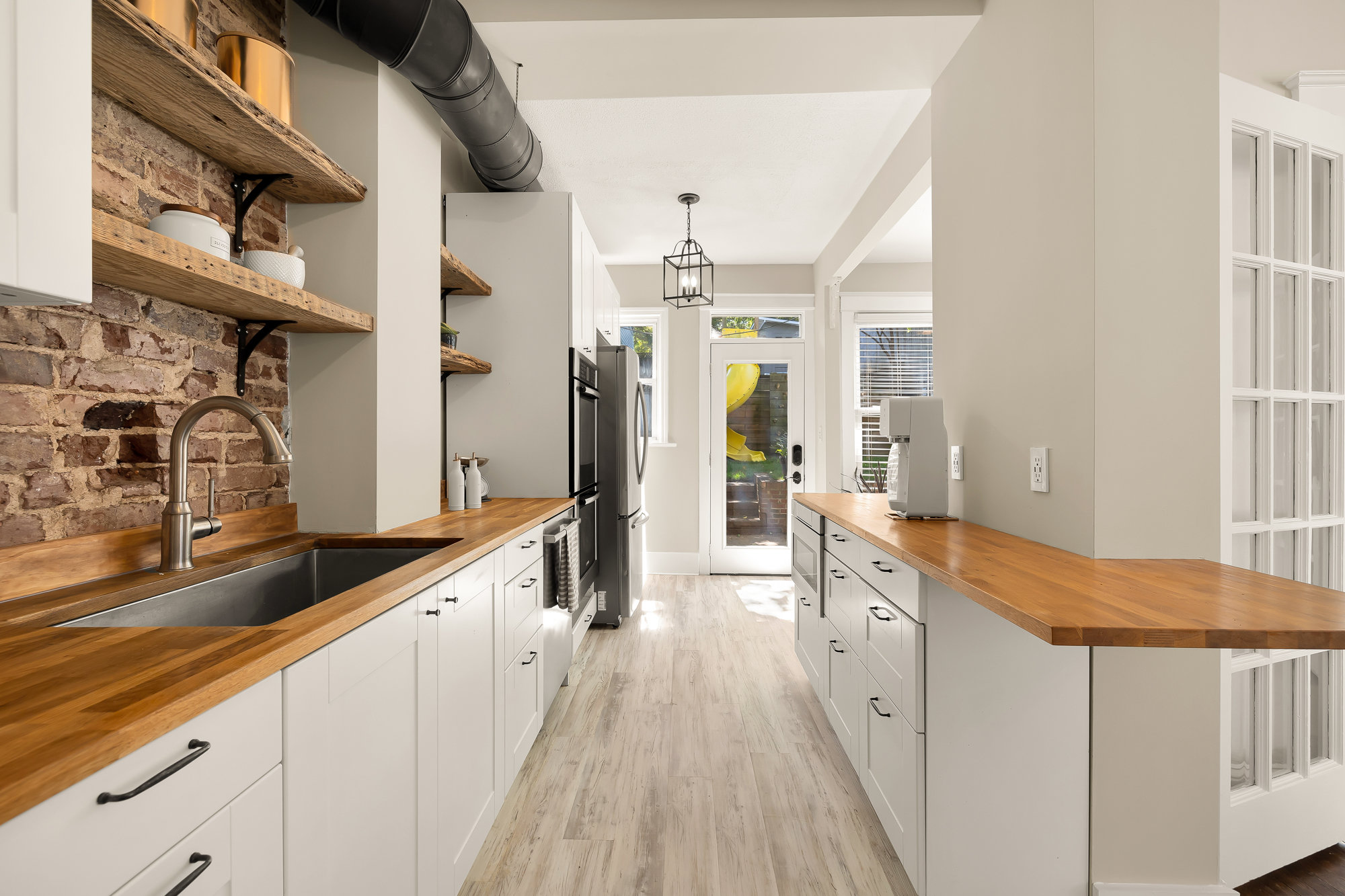 1817 Kearny Street NE_Kitchen 2